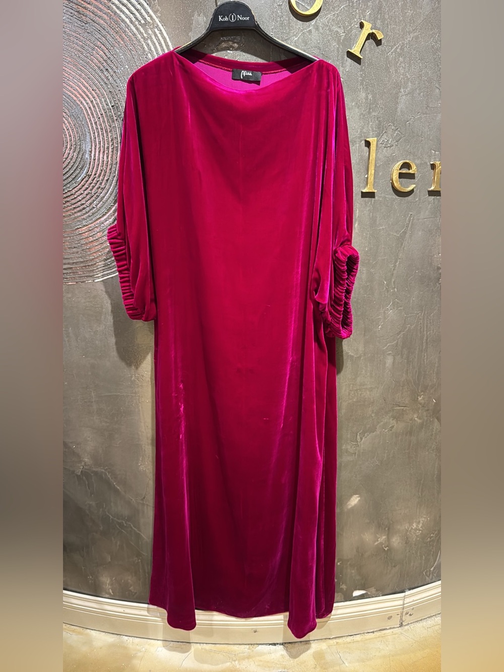 Source Unknown Hot Pink Velvet Top - Picture 3 of 6
